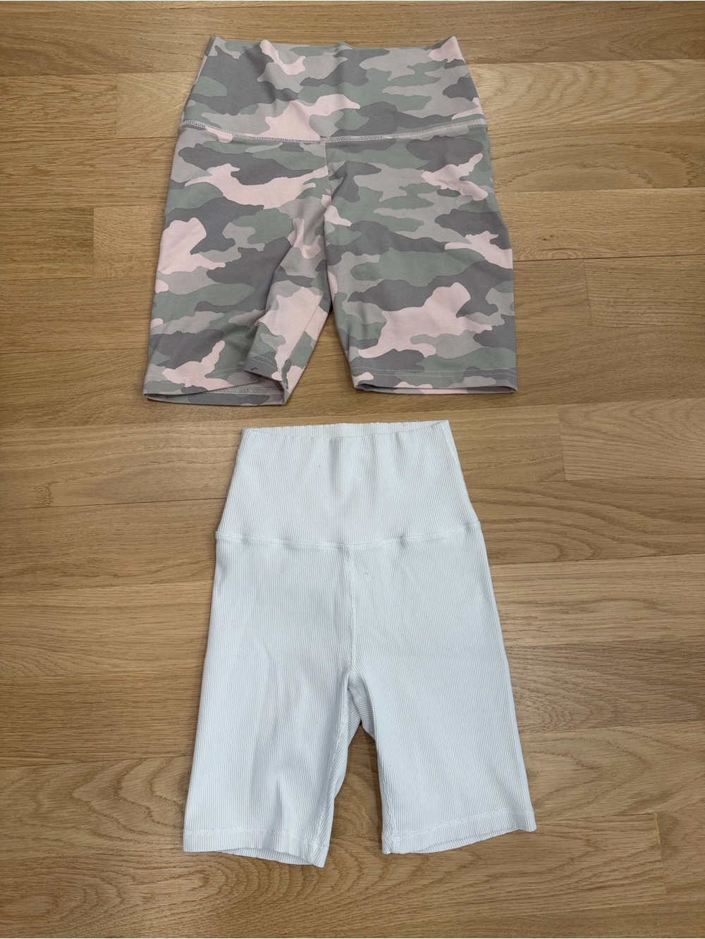 Aerie Women's Biker Shorts Duo- Light Camo Size Small